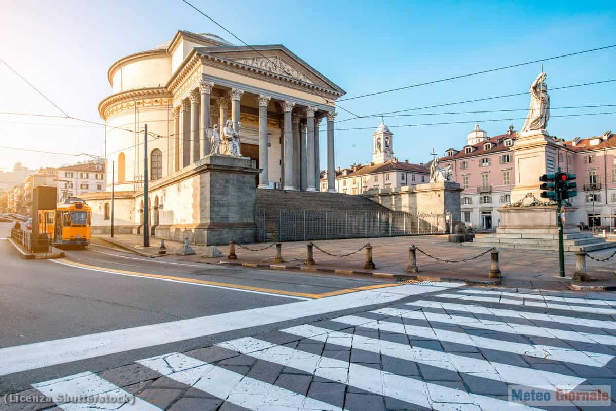 Meteo Torino: arriva un’ondata di caldo tropicale, con picchi fino a 38°C