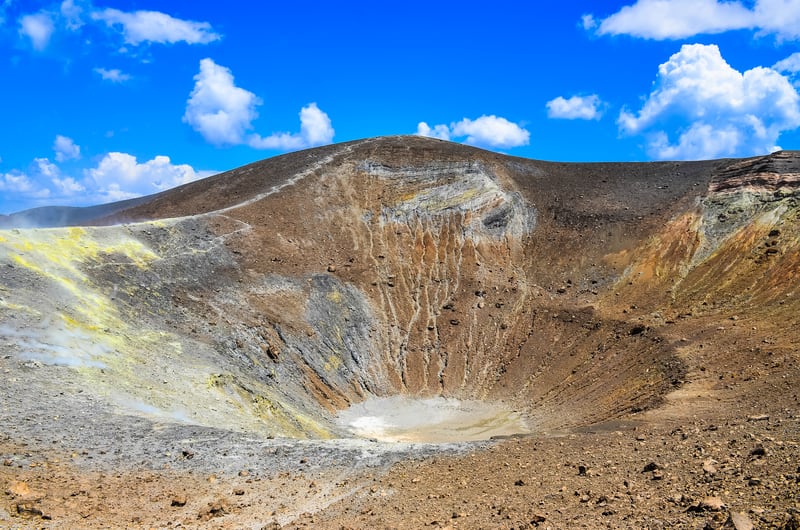 Come l’eruzione del vulcano di Tonga potrebbe aver riscaldato il pianeta
