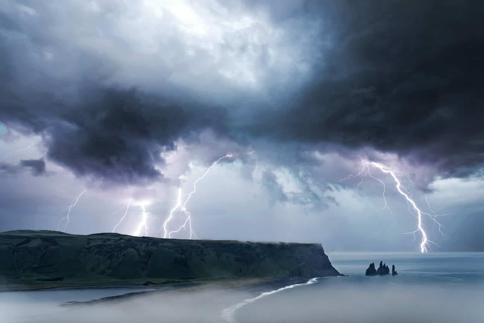 Possibile nuova tempesta tropicale Philippe: quali aree potrebbero essere colpite?
