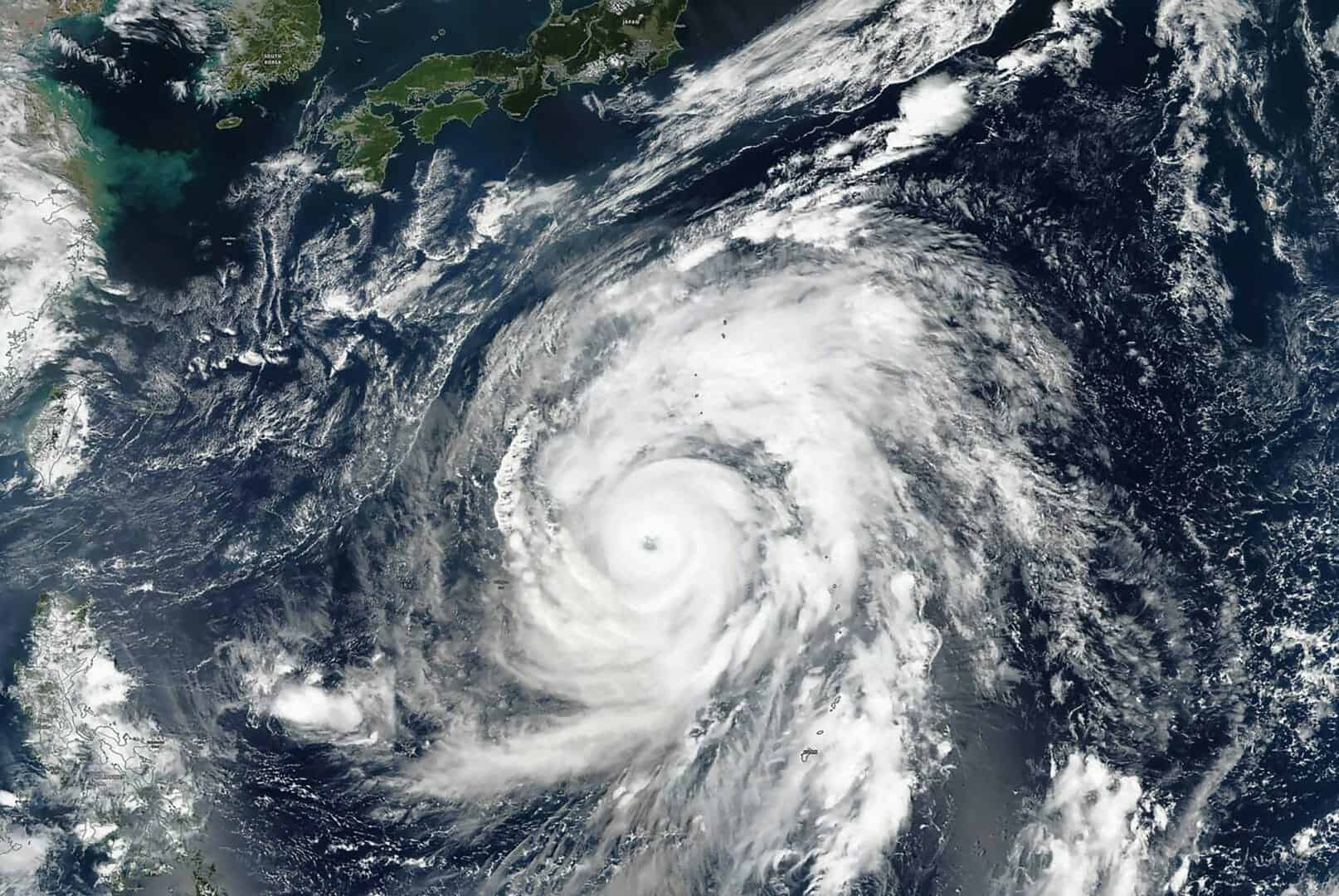 Meteo, la stagione degli uragani nell’Atlantico e nel Pacifico orientale