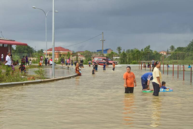 Decine di morti in Brasile per inondazioni-ciclone extratropicale causa devastazioni estese