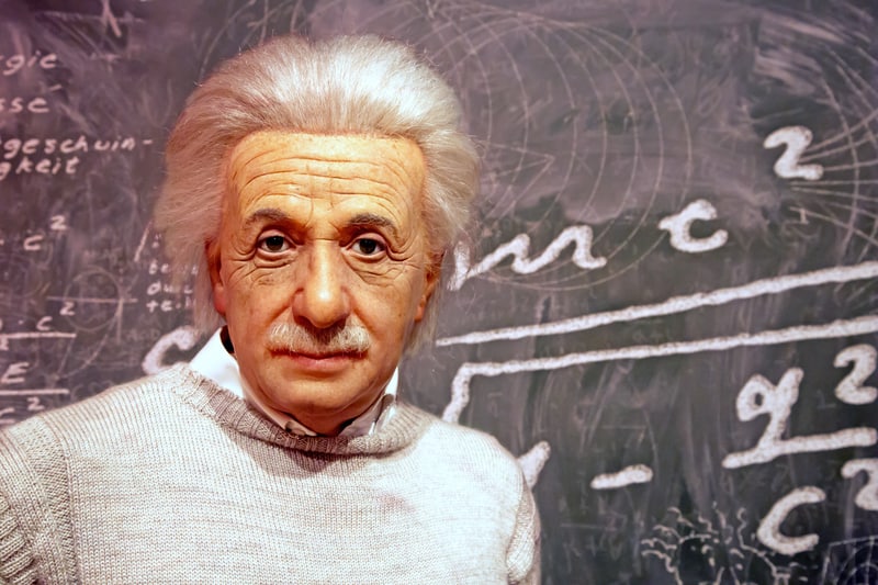 La stimolazione elettrica⁤ del cervello migliora le abilità ​matematiche