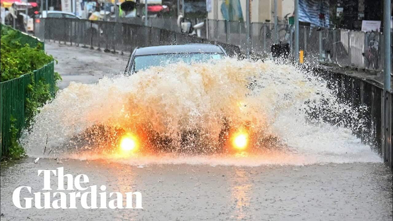 Meteo Hong Kong: oltre 100 feriti e città paralizzata, polemiche su allerta