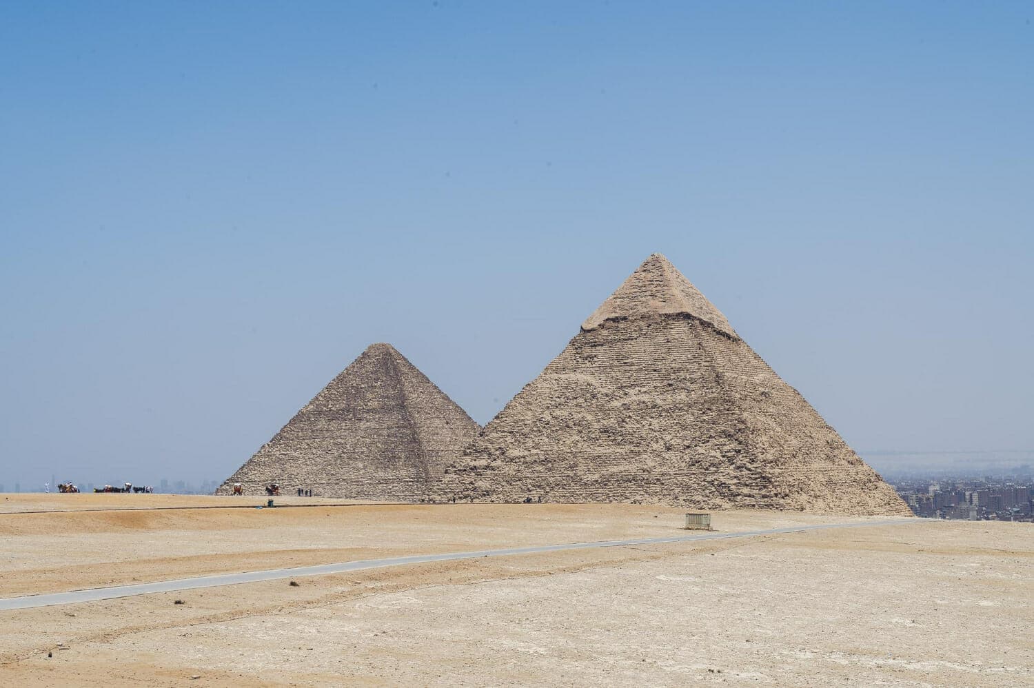 Scienziati scoprono nuove stanze all’interno dell’antica piramide egiziana