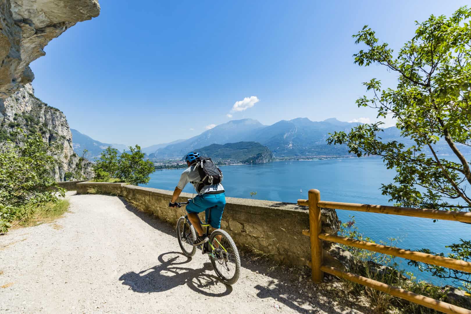 Lago di Garda: una vacanza avventurosa tra sport e ⁤natura