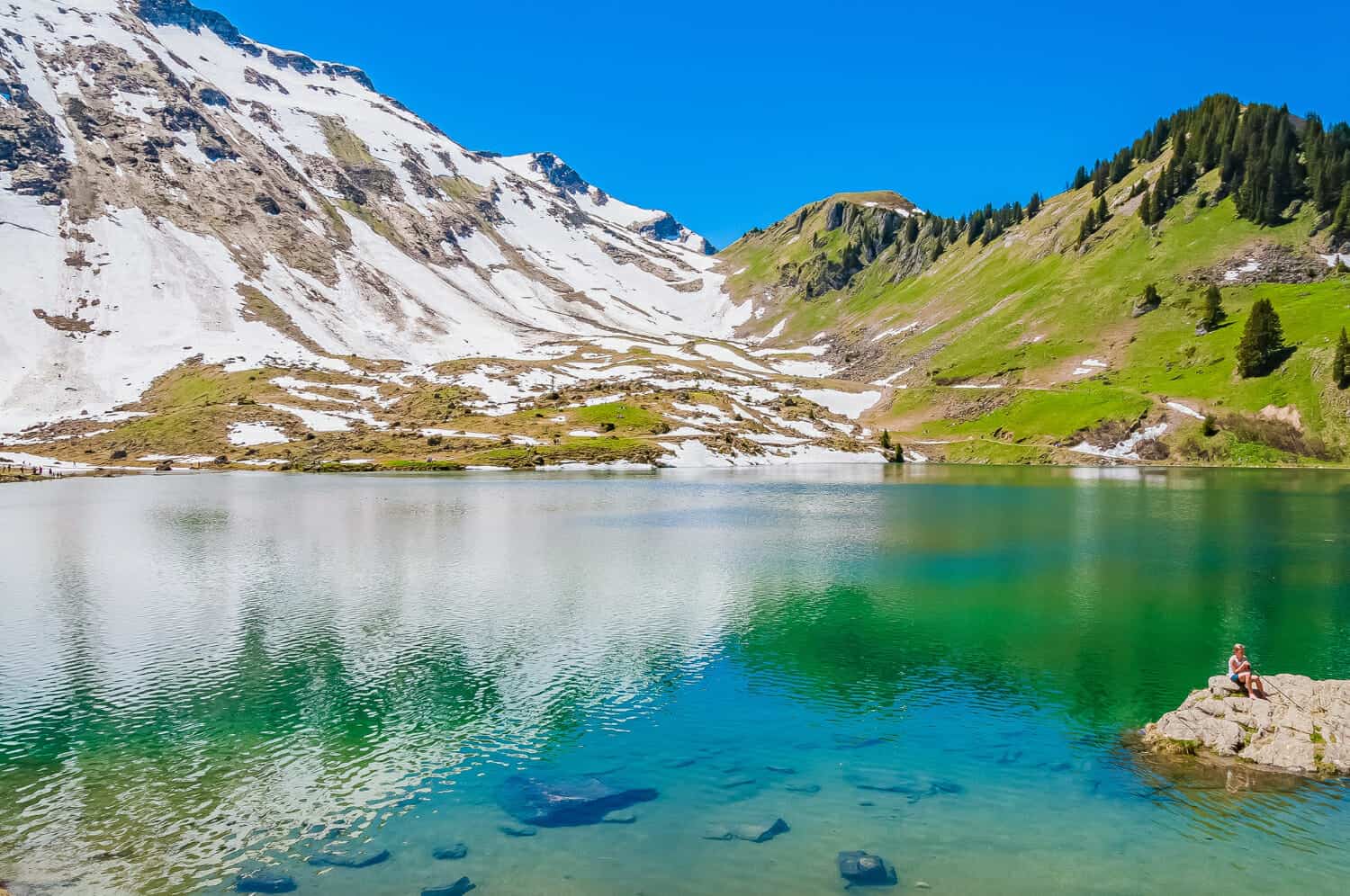 Il riscaldamento globale intensifica il ciclo del metano nei laghi artici