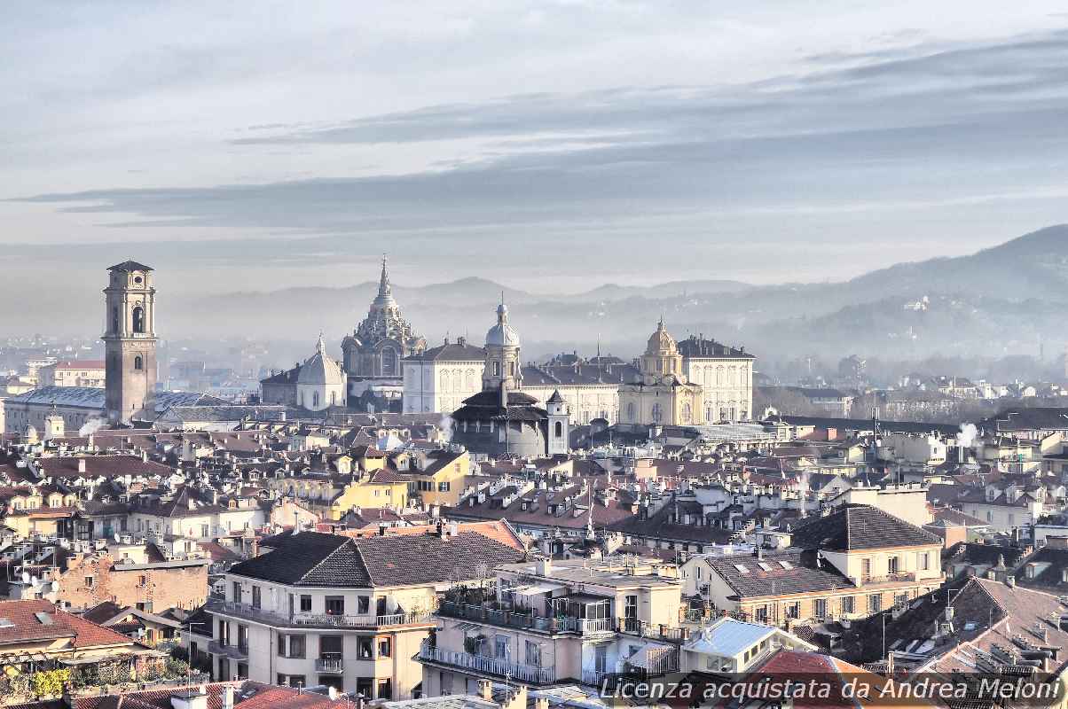 Meteo Torino: foschia leggera oggi, poi cielo quasi sereno nei prossimi giorni