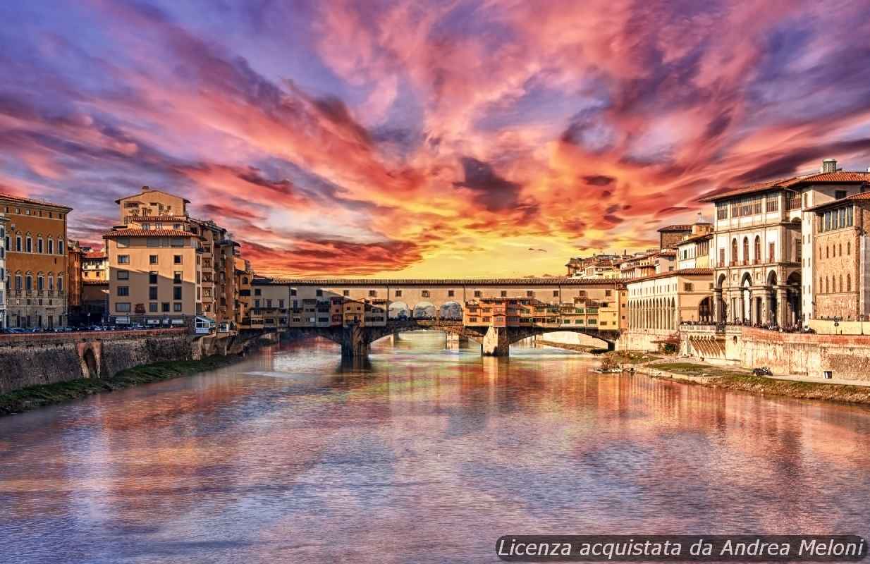 Meteo Firenze: oggi nuvole e pioviggine, domani schiarite in arrivo