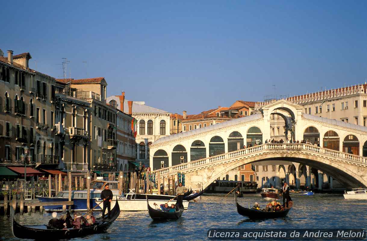 Meteo Venezia: nubi e piovaschi in arrivo, seguiti da nuvolosità diffusa