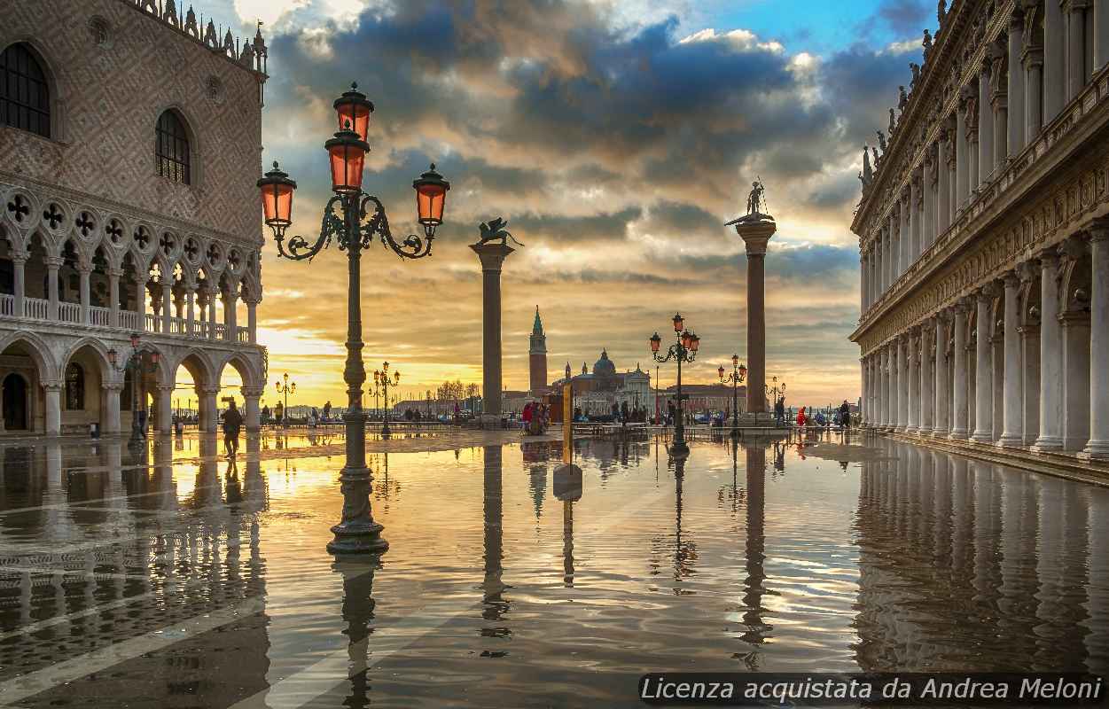Meteo Venezia: oggi nuvole, domani pioggia incessante