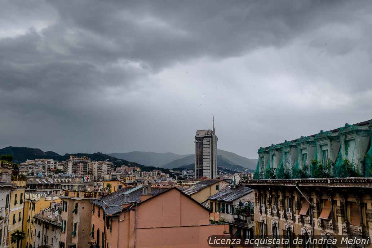 Meteo Genova: copertura e piovaschi in arrivo, preparatevi per giorni grigi e umidi