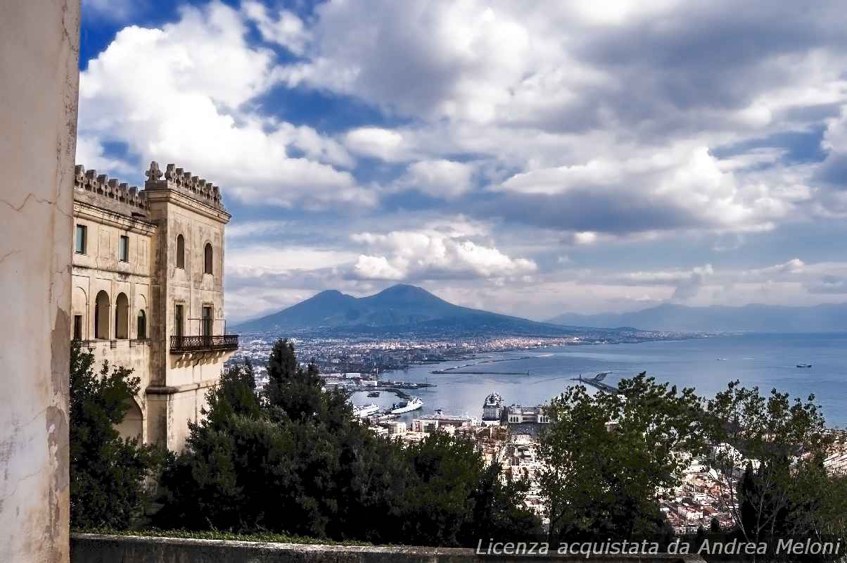 Meteo Napoli: nubi e vento in arrivo, poi pioggia e temporali