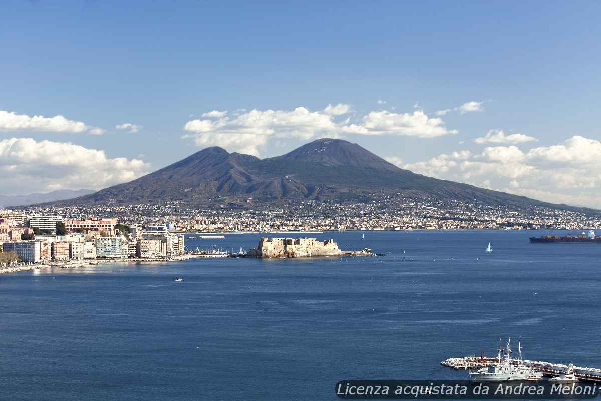 Meteo Napoli: vento e pioggia in arrivo, preparatevi per un weekend bagnato