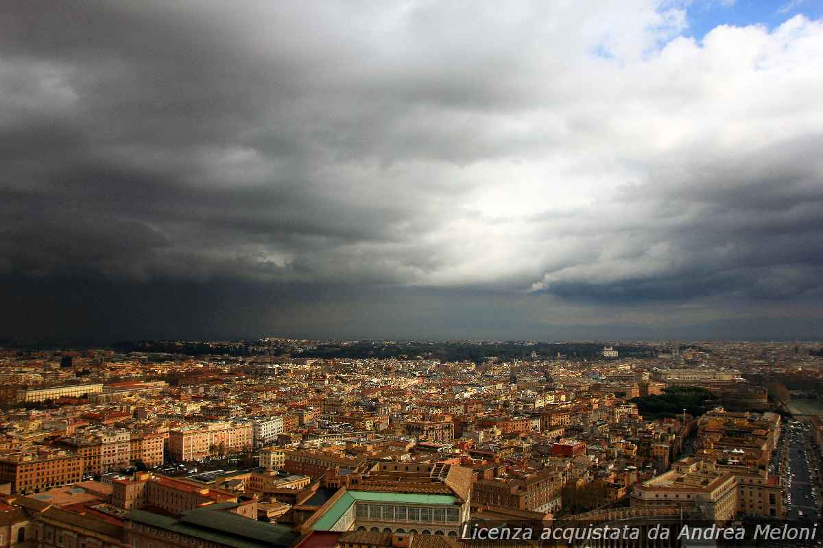 Meteo Roma: nuvole e pioggia in arrivo, ma il sole tornerà presto!