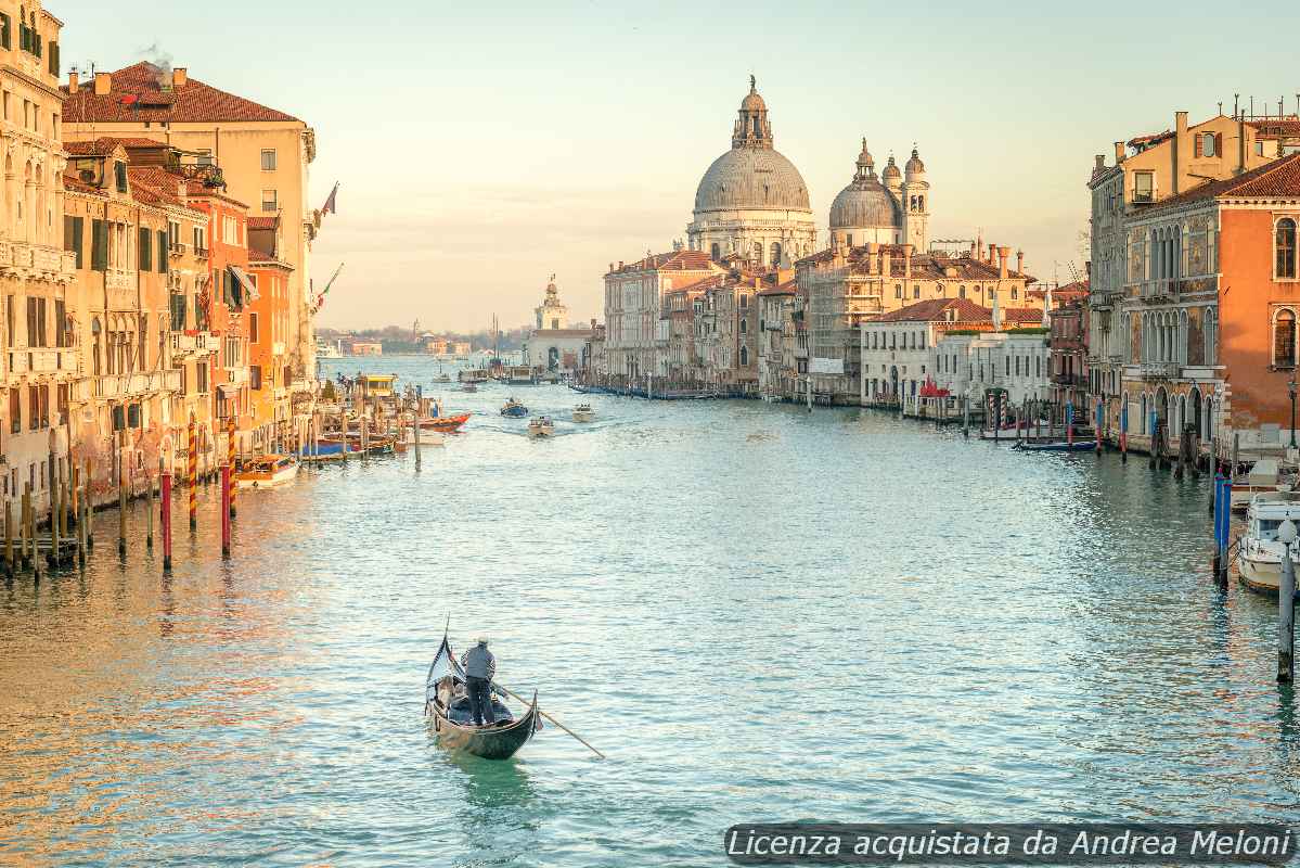 Meteo Venezia: sole e cieli limpidi, ma attenti alla nebbia in arrivo!