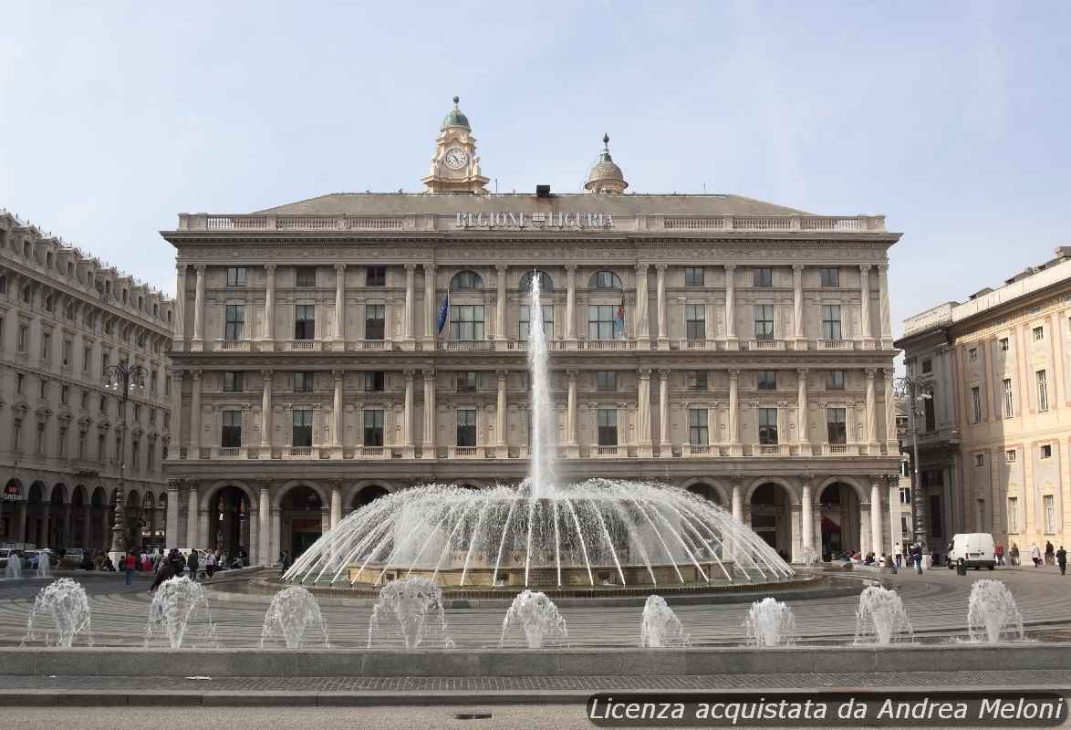 Meteo Genova: sole splendente domani, ma attenti alle nuvole in arrivo!