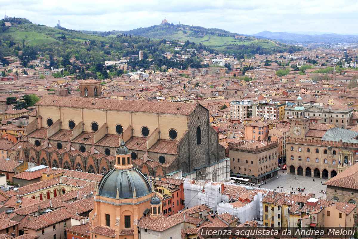 Meteo Bologna: nebbia oggi, ma cieli sereni in arrivo