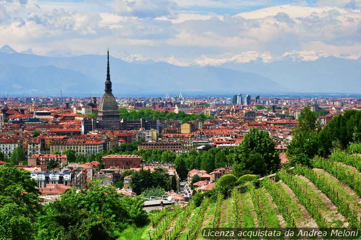 Meteo Torino: oggi cielo limpido, ma attenti alla nebbia in arrivo!