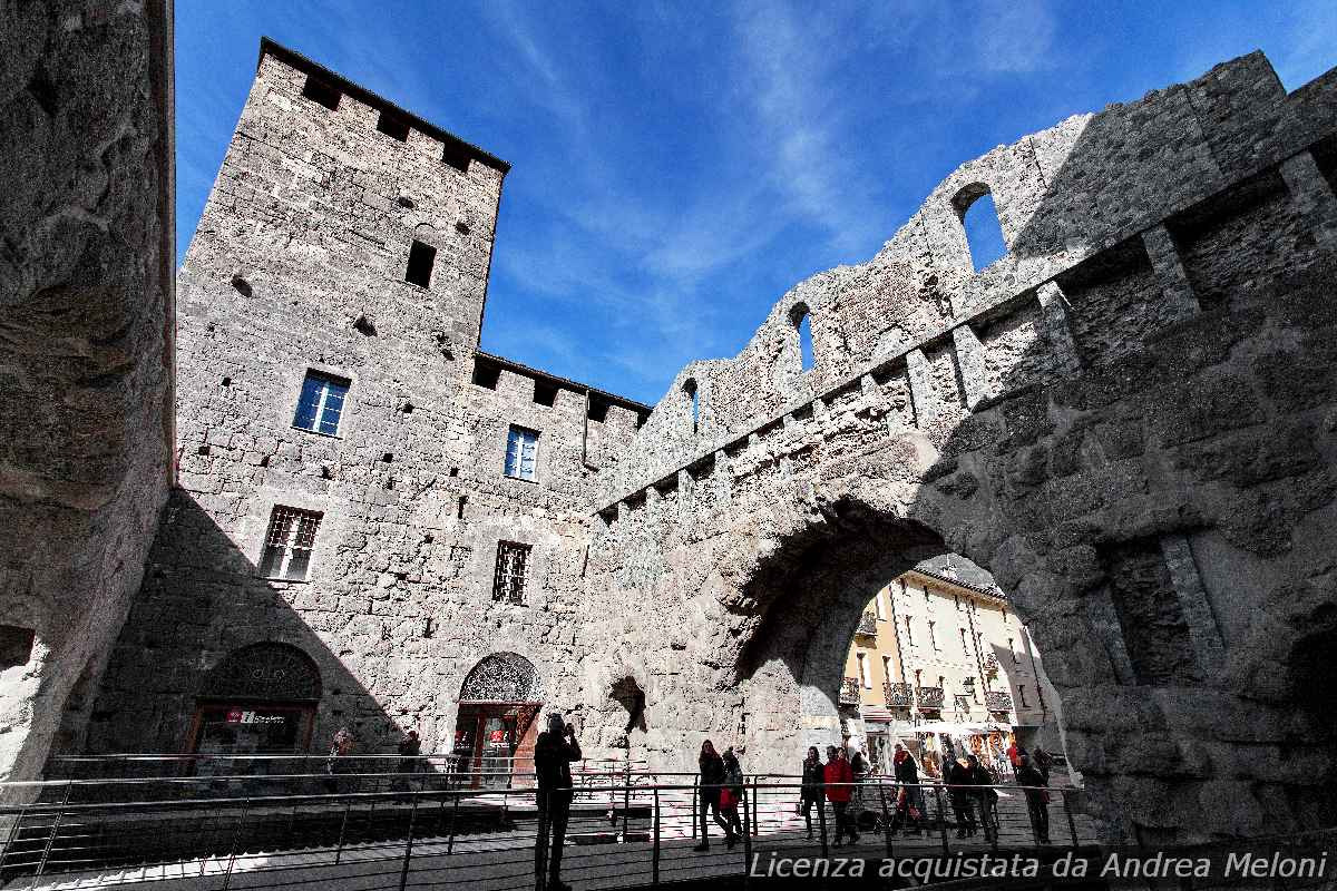 Meteo Aosta: sole e vento oggi, poi cieli sereni in arrivo