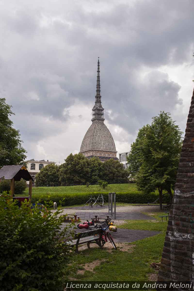 Meteo Torino: domani nuvole in arrivo, seguite da schiarite e temperature in aumento