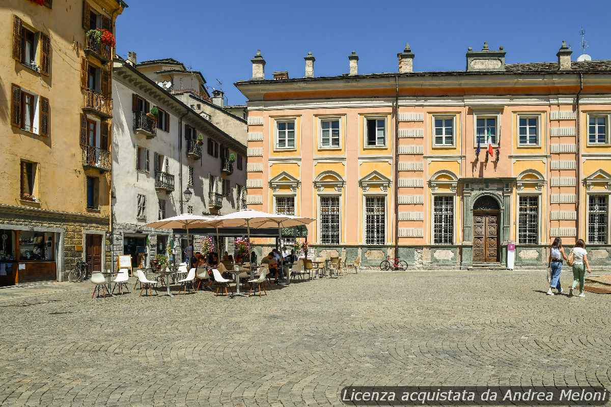 Meteo Aosta: piovaschi in arrivo, seguiti da schiarite