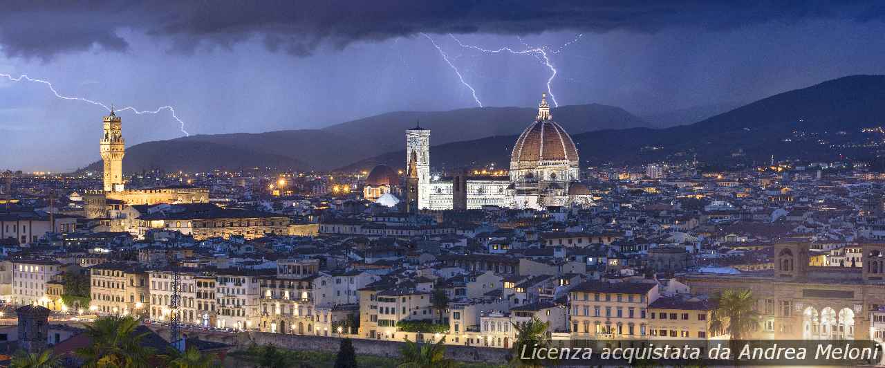 Meteo Firenze: nuvole e pioggia in arrivo, vento in aumento