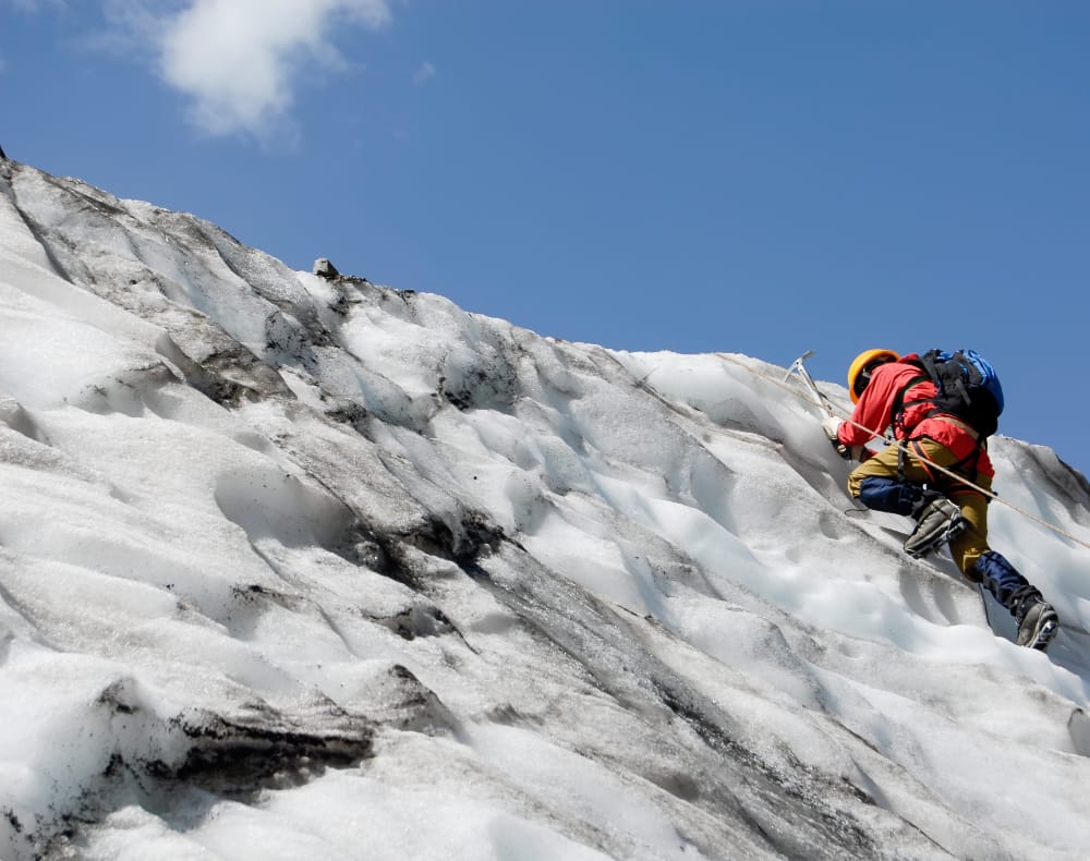 Incidenti in montagna: in aumento a causa della neve e dell’uomo