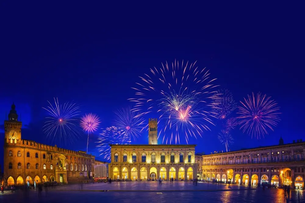 Capodanno 2024 a Bologna eventi da non perdere, concerti in piazza e