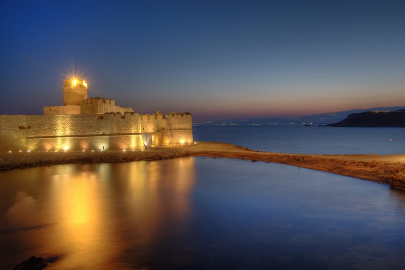 Crotone al museo di Pitagora feste con musica e teatro sociale