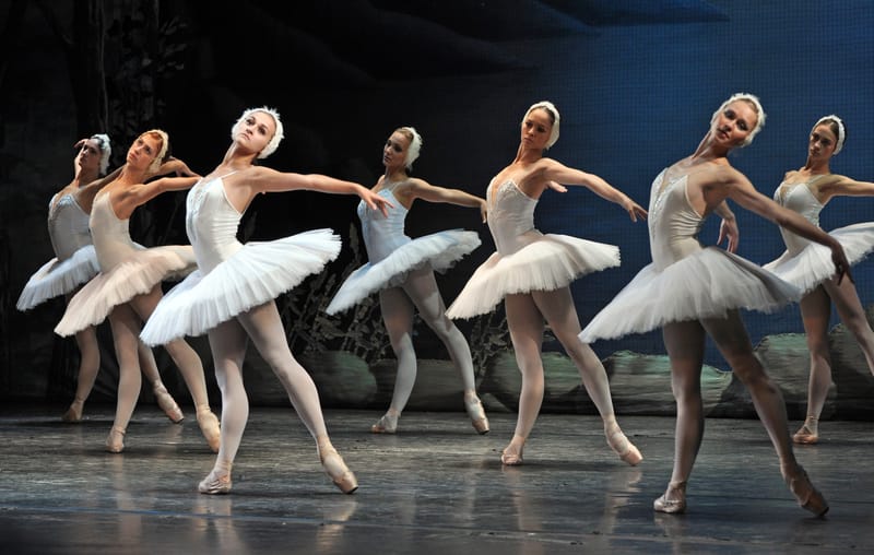 Cattolica, al teatro della Regina va in scena lo Schiaccianoci del Balletto di Milano