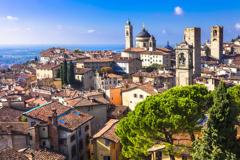 Bergamo: cosa fare a Natale e Santo Stefano tra mercatini, pattinaggio, arte e rock