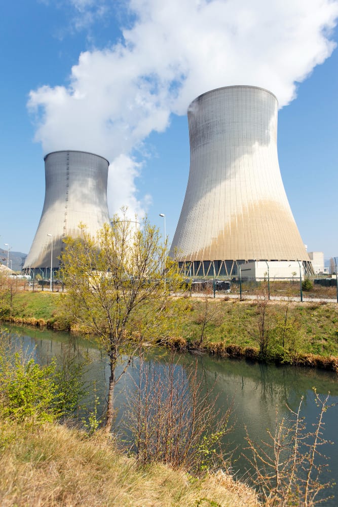 Gli Stati Uniti guidano una coalizione per triplicare l’energia nucleare entro il 2050 per contrastare il cambiamento climatico
