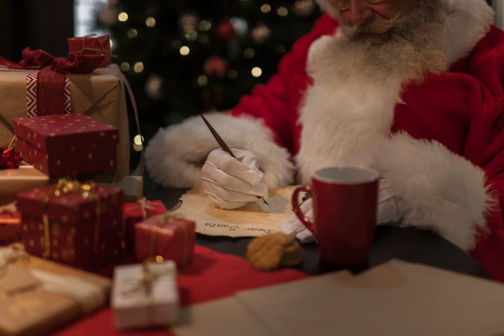 Dormi nell’Ufficio di Babbo Natale e vivi un’esperienza magica
