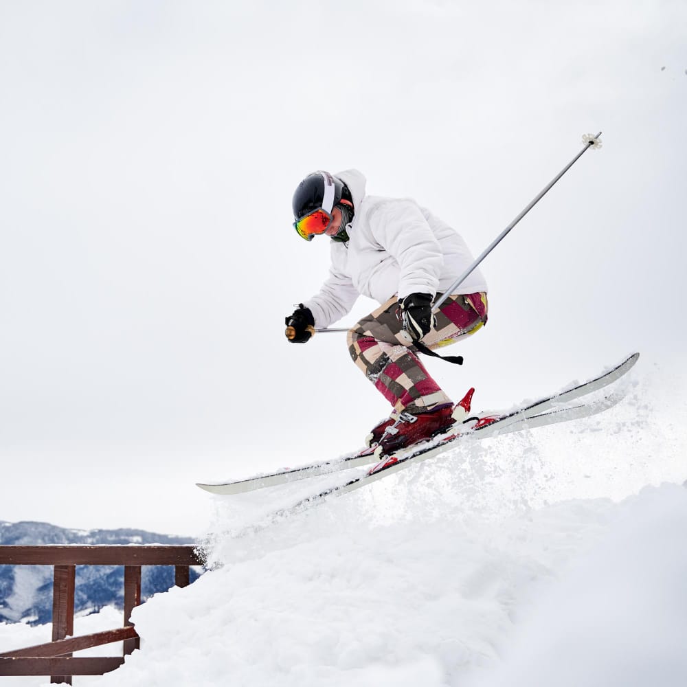 Maltempo nelle Alpi: SuperG di St. Moritz e slalom a Val d’Isère annullati