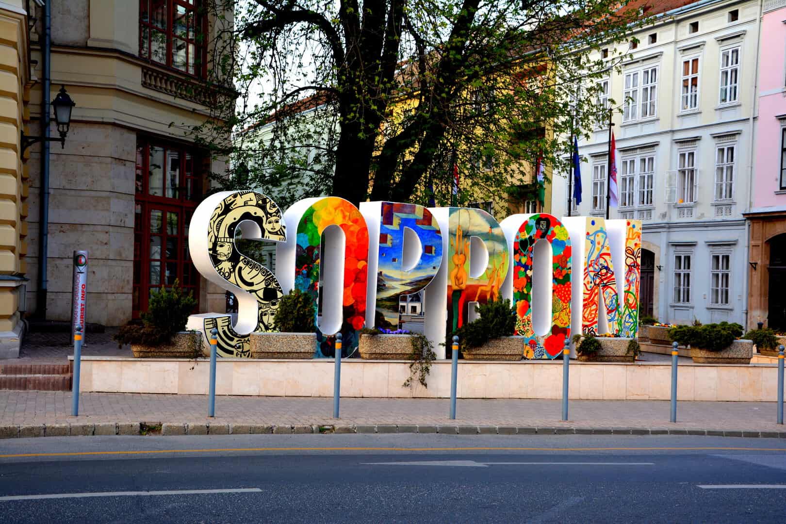 Viaggio in Ungheria: le squisite tradizioni gastronomiche di Sopron, tra zuppe, vino e cioccolato