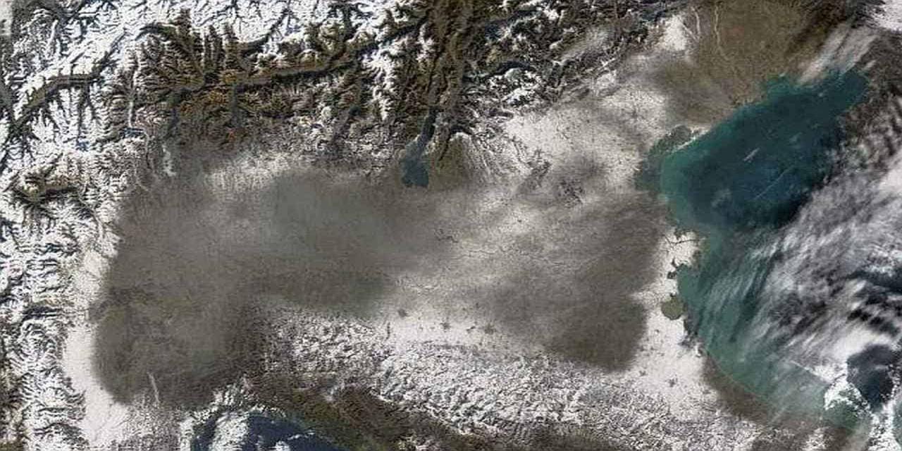 La Val Padana innevata dopo la nevicata del 13-14 Dicembre 2001