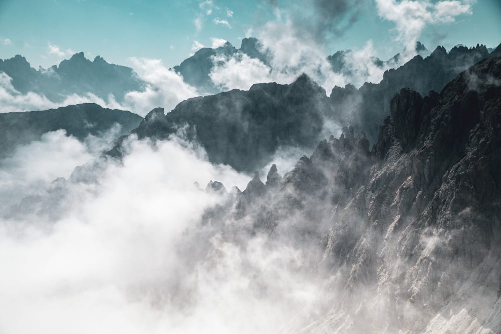 Violente tempeste di vento colpiscono la Svizzera