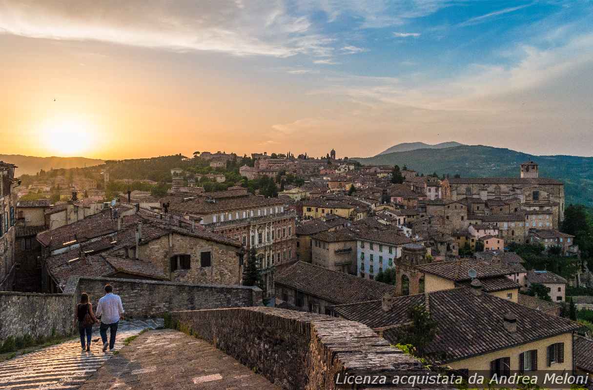 Meteo Perugia: nuvole e vento in arrivo, seguiti da schiarite