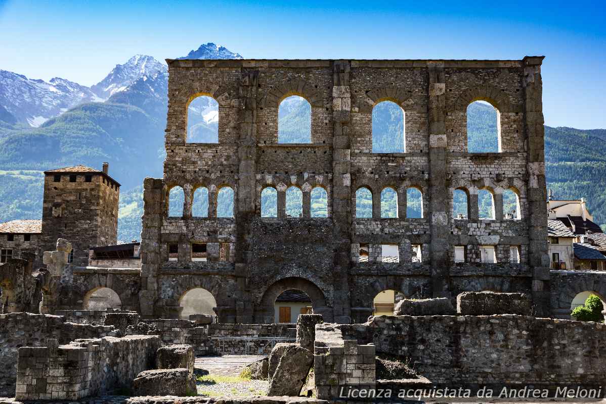 Meteo Aosta: domani nuvoloso con rovesci e vento, poi schiarite e raffiche