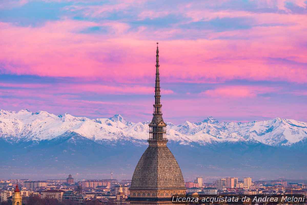 Meteo Torino: oggi nuvole sparse, domani cielo limpido e soleggiato