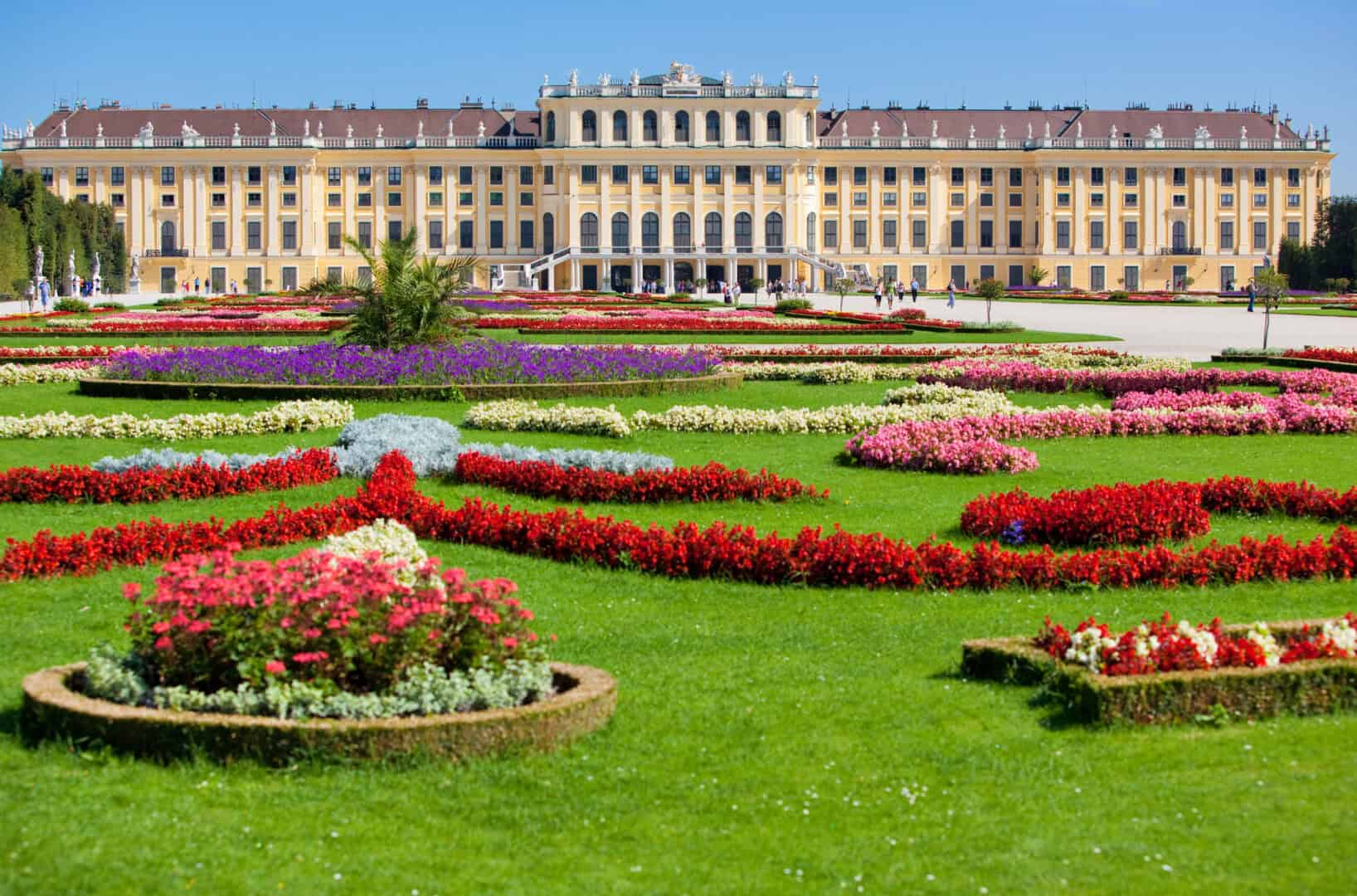 Visita turistica al Castello di Schönbrunn, una meraviglia di Vienna