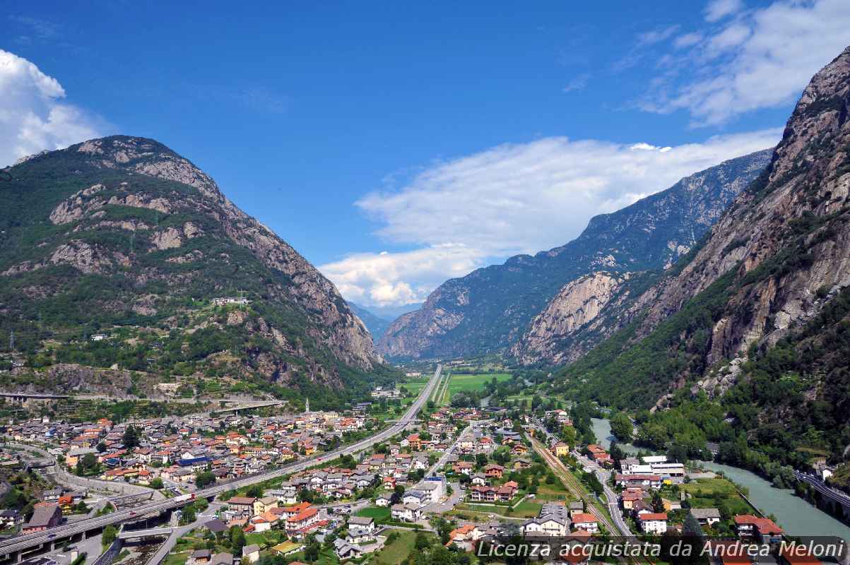 meteo-aosta:-nuvolosita-e-rovesci-in-arrivo,-vento-in-intensificazione