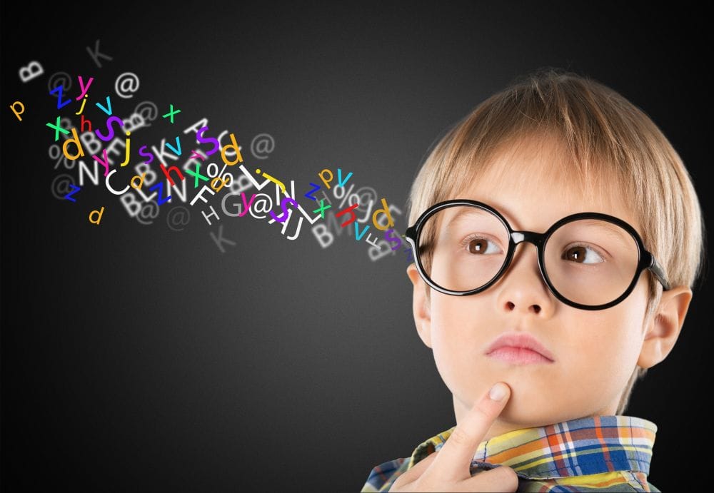 Ritardo linguistico nei bambini? Potrebbe dipendere da infezioni croniche dell’orecchio