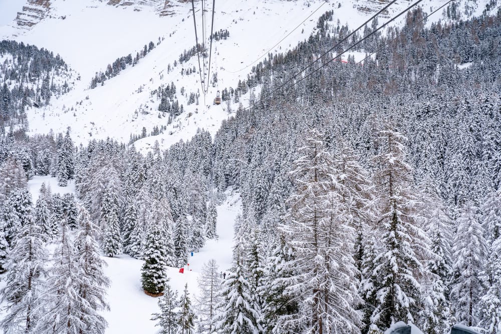 Inverni più caldi di 8°C fanno sparire la neve e minacciano l’acqua in Europa