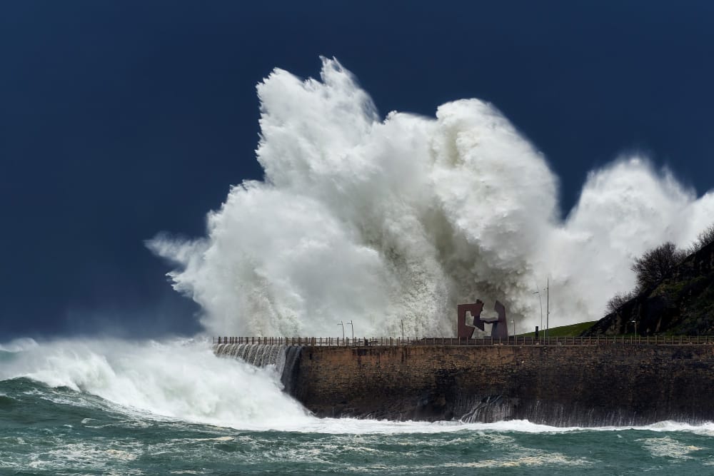 Tempeste e inondazioni peggiorate dal cambiamento climatico: coste degli USA in allarme