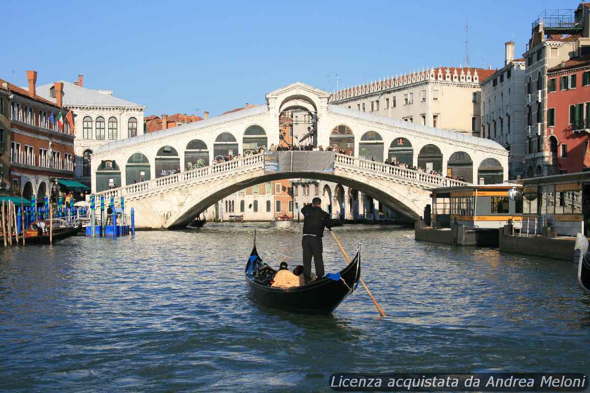 Previsioni meteo Venezia: nuvole e pioggia in arrivo, attenti al vento!