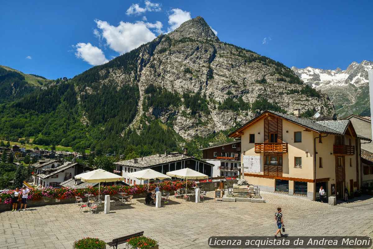 Previsione meteo Aosta: oggi nuvoloso, poi ancora nuvole in arrivo
