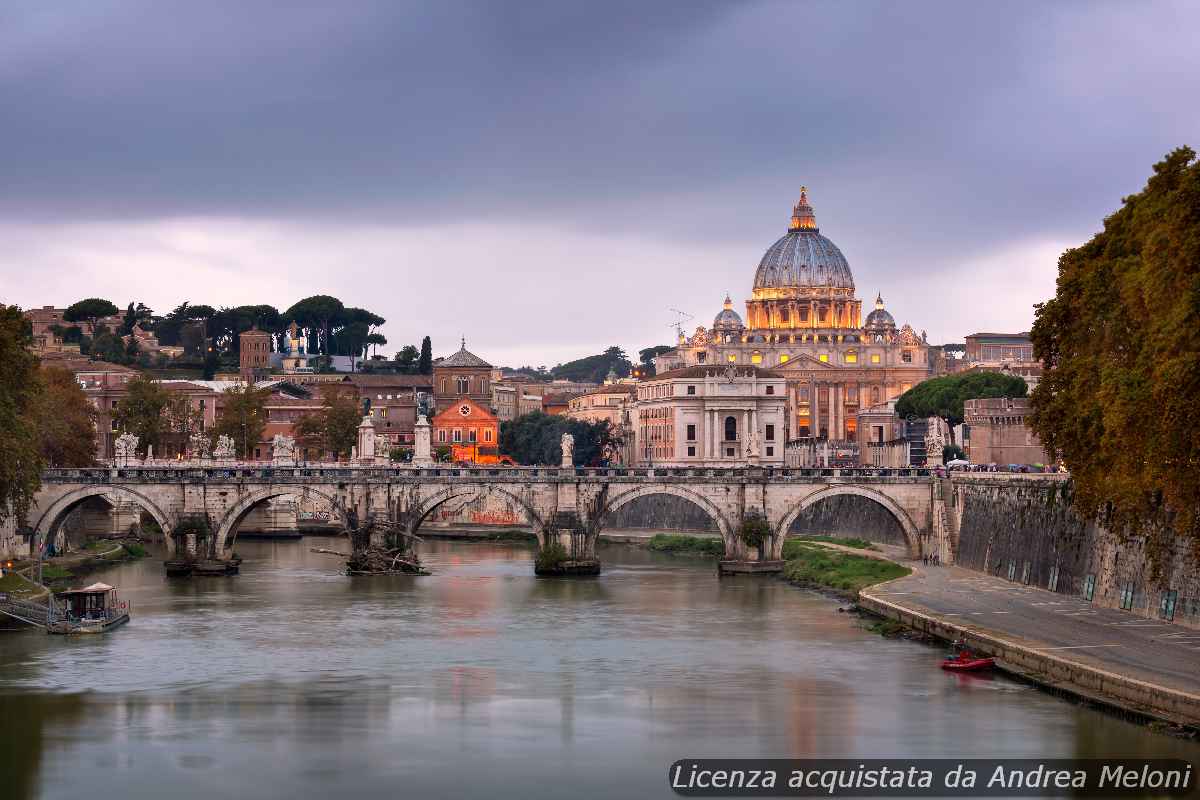 Meteo Roma: oggi nuvoloso con rovesci, domani pioggia e vento