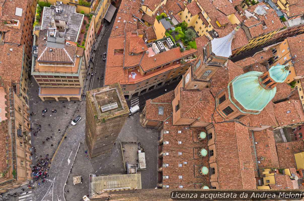Previsione meteo Bologna: oggi nuvoloso, domani pioggia in arrivo