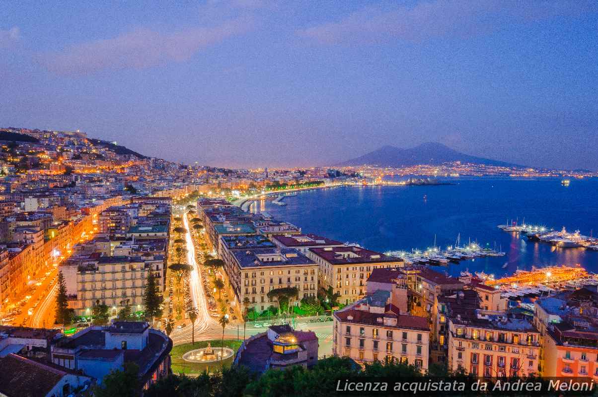 Previsione meteo Napoli: temporali e vento in arrivo, poi nuvolosità e pioggia